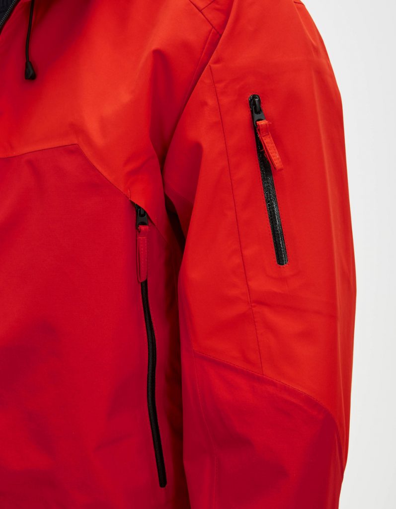 Parka courte rouge détail poche Celio